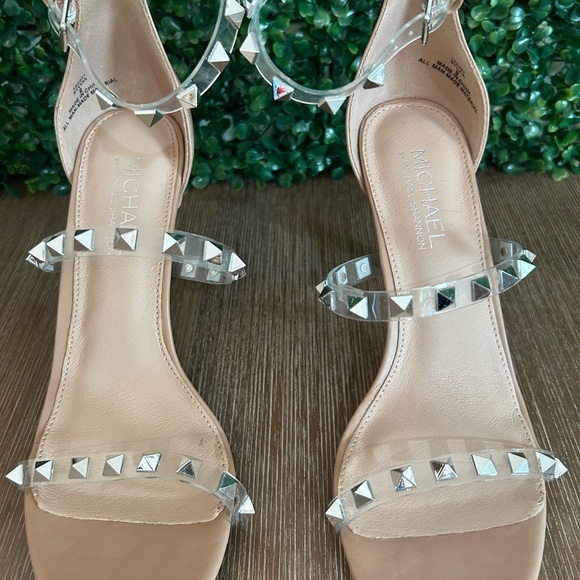 Michael Shannon Nude Studded Heels Size 9 Clear Strap Sandals Block Dressy NEW - Picture 5 of 14
